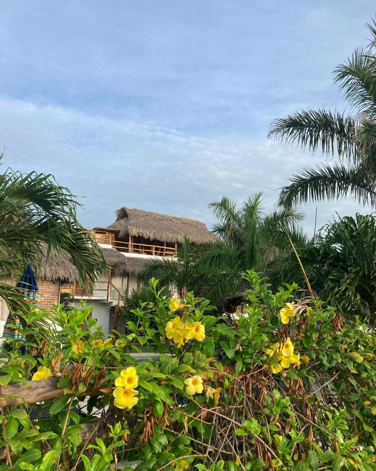Hotel El Risco Cuatunalco エクステリア 写真